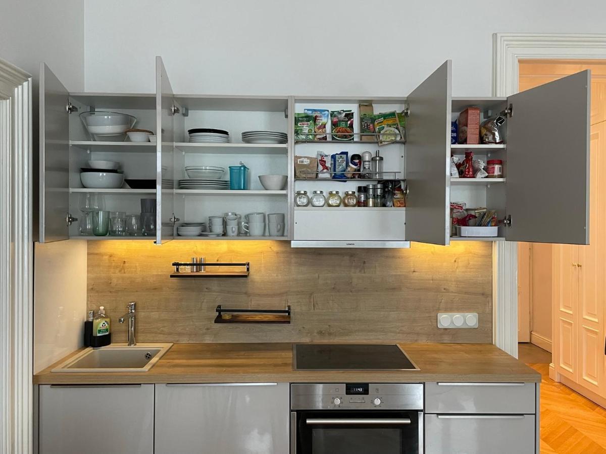 Luxury 2Br Apartment Neubaugasse فيينا المظهر الخارجي الصورة