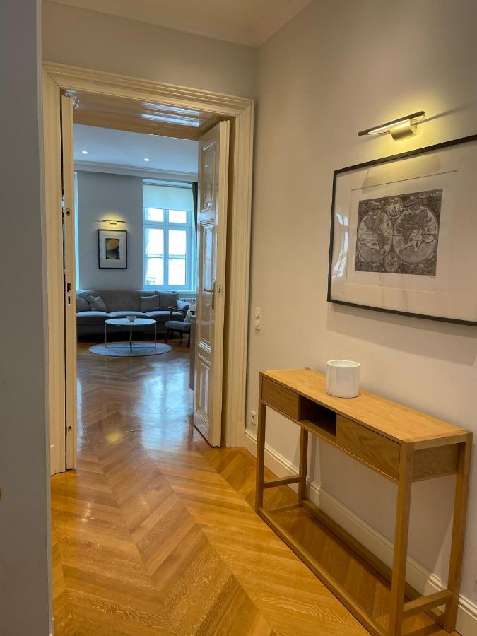 Luxury 2Br Apartment Neubaugasse فيينا المظهر الخارجي الصورة