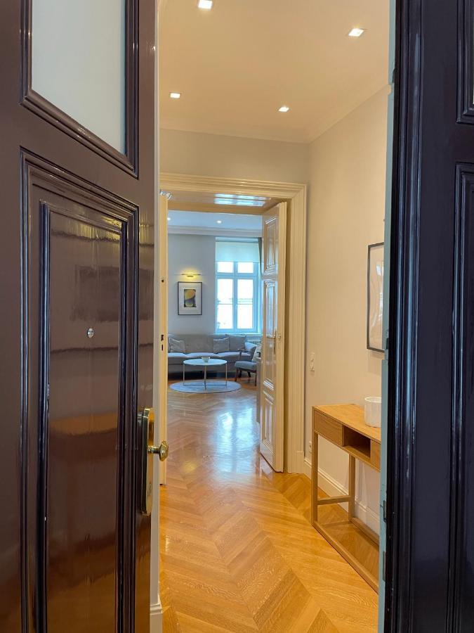 Luxury 2Br Apartment Neubaugasse فيينا المظهر الخارجي الصورة