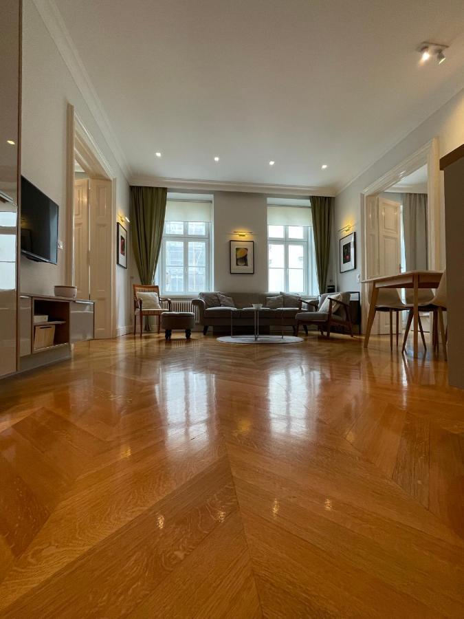 Luxury 2Br Apartment Neubaugasse فيينا المظهر الخارجي الصورة